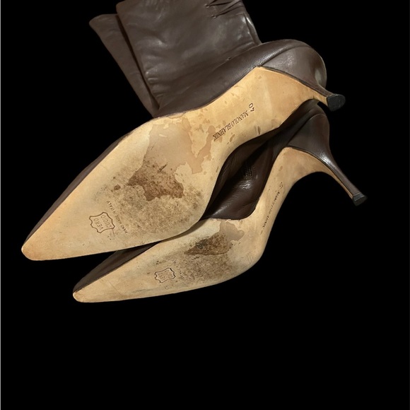 Vintage Manolo Blahnik High Heeled boots with tie accent (sz40) - Picture 5 of 5